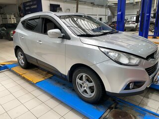 2011 Hyundai ix35 I, серебристый, 1199000 рублей, вид 1
