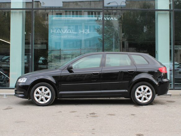 2011 Audi A3 II (8P) Рестайлинг 2, чёрный, 985000 рублей - вид 7