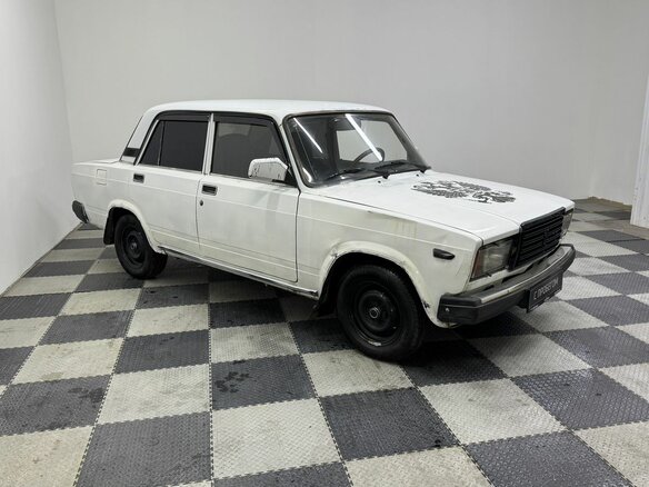 2007 Lada (ВАЗ) 2107, белый, 150000 рублей - вид 2