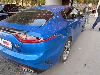 2018 Kia Stinger I, синий, 3000000 рублей, вид 3