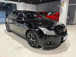 2010 Chevrolet Cruze I, чёрный, 599000 рублей, вид 2