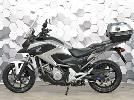 2012 Honda NC 700X, серебристый, 529000 рублей, вид 4