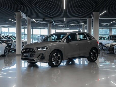 Audi Q3 II (F3)