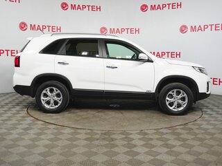 2019 Kia Sorento II Рестайлинг, белый, 2325000 рублей, вид 4