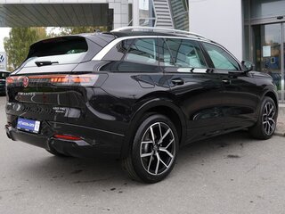 2026 Volkswagen Tavendor I Рестайлинг, чёрный, 5995000 рублей, вид 4