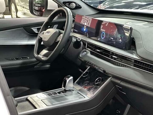 2023 Chery Tiggo 7 Plus I Рестайлинг, белый - вид 14