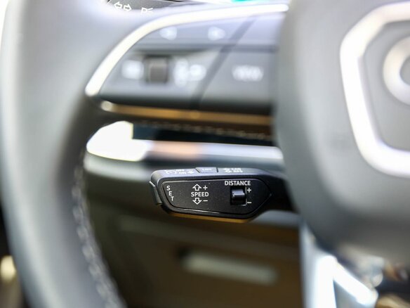 2026 Audi Q3 45 TFSI II (F3), серый, 5050000 рублей - вид 21