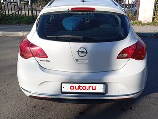 2013 Opel Astra J Рестайлинг, белый, 600000 рублей, вид 3