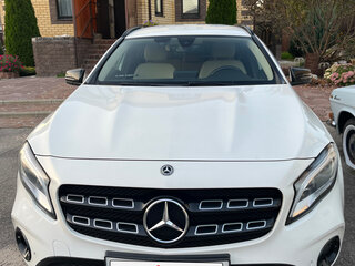 2019 Mercedes-Benz GLA 250 I (X156) Рестайлинг, белый, 2600000 рублей, вид 2
