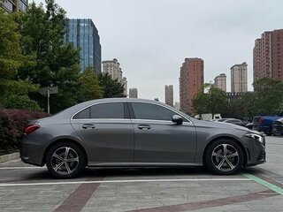 2022 Mercedes-Benz A-Класс 180 Long IV (W177) Рестайлинг, серый, 1566000 рублей, вид 1