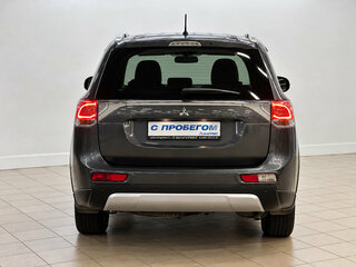 2014 Mitsubishi Outlander III Рестайлинг, серый, 1749000 рублей, вид 3
