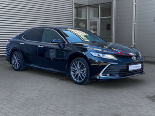 2023 Toyota Camry VIII (XV70) Рестайлинг, чёрный, 3650000 рублей, вид 3