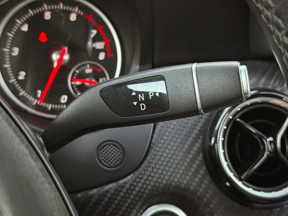 2019 Mercedes-Benz GLA 200 I (X156) Рестайлинг, синий, 1899000 рублей - вид 19