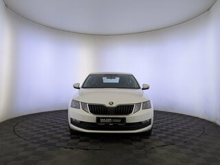 2020 Skoda Octavia III (A7) Рестайлинг, белый, 1790000 рублей, вид 2