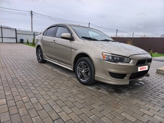2008 Mitsubishi Lancer X, бежевый, 700000 рублей, вид 3