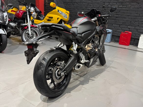 2019 Honda CBR 650R, чёрный, 785000 рублей - вид 5