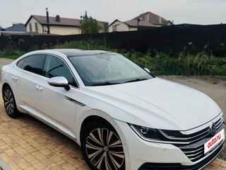 2018 Volkswagen Arteon I, белый, 3200000 рублей, вид 1