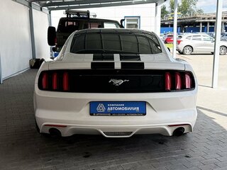 2017 Ford Mustang VI, белый, 3099000 рублей, вид 4