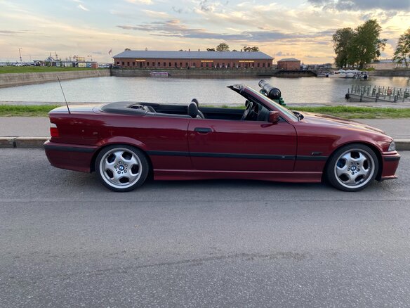 1995 BMW 3 серии 318i III (E36), пурпурный, 1550000 рублей - вид 3
