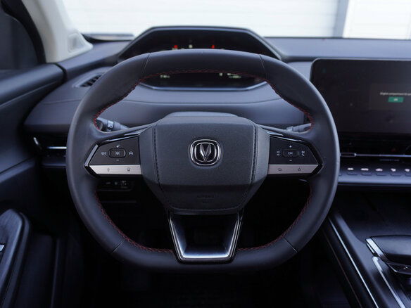 2024 Changan CS55 Plus II, чёрный, 2222000 рублей - вид 12