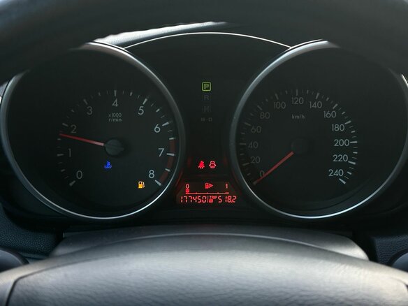 2010 Mazda 3 II (BL), белый, 735000 рублей - вид 17