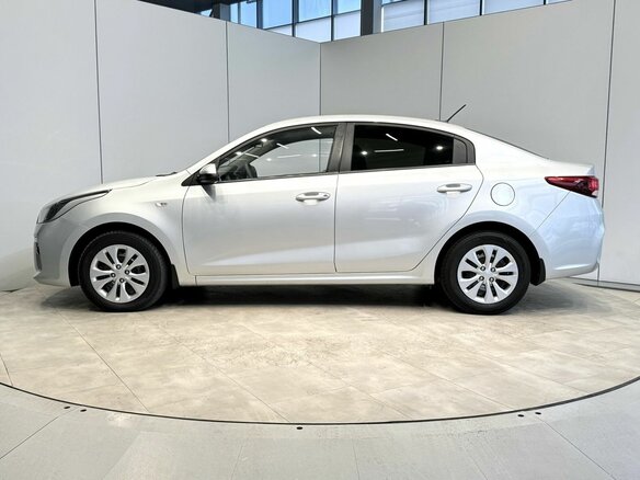 2017 Kia Rio IV, серебристый, 1299000 рублей - вид 8