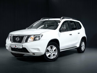 2014 Nissan Terrano III (D10), белый, 999999 рублей, вид 3