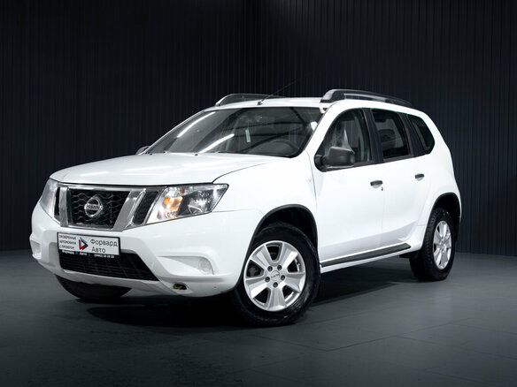 2014 Nissan Terrano III (D10), белый - вид 2