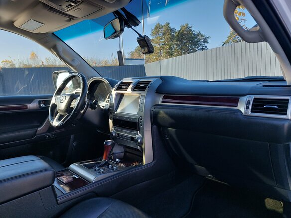2016 Lexus GX 460 II Рестайлинг, белый, 3939000 рублей - вид 20