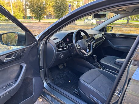 2020 Volkswagen Polo VI, серый, 1900000 рублей, вид 5