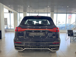 2024 Hongqi HS5 I Рестайлинг, коричневый, 4360000 рублей, вид 5