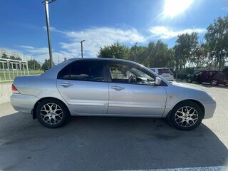 2005 Mitsubishi Lancer IX, серебристый, 610000 рублей, вид 4