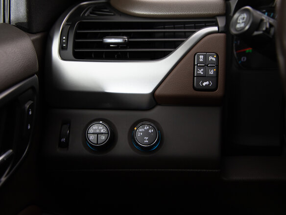 2015 Chevrolet Tahoe IV, чёрный, 2999000 рублей - вид 21