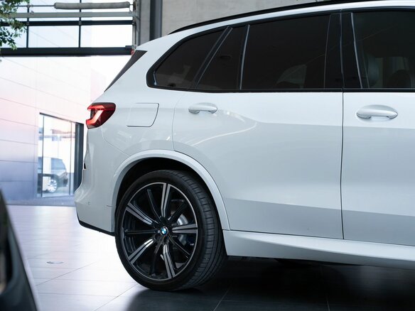2020 BMW X5 30d IV (G05/G18), белый, 6270000 рублей - вид 8