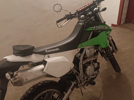 2015 Kawasaki KLX 250, зелёный, 360000 рублей, вид 3