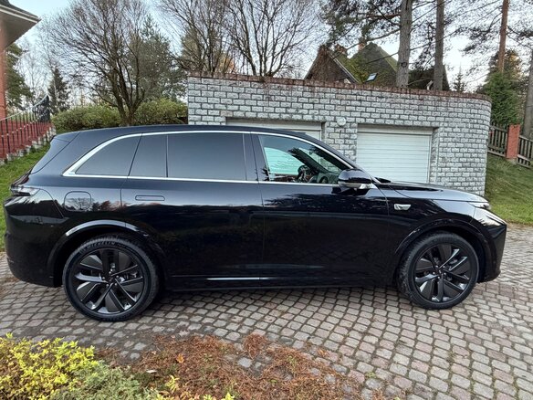 2024 Li Auto (Lixiang) L7 52.3 kWh I Рестайлинг, чёрный, 7250000 рублей - вид 1