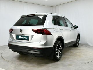 2019 Volkswagen Tiguan II, серебристый, 2670000 рублей, вид 5