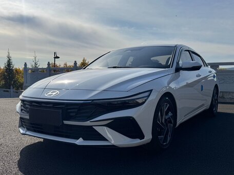 2023 Hyundai Elantra VII (CN7) Рестайлинг, белый, 1753000 рублей, вид 1