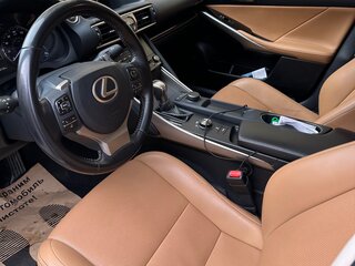 2018 Lexus IS 300 III Рестайлинг, белый, 2250000 рублей, вид 4