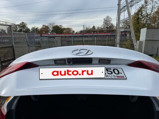 2019 Hyundai Solaris II, серебристый, 900000 рублей, вид 4