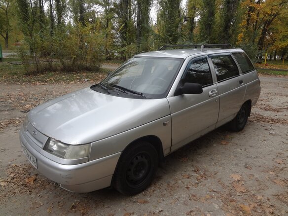 2004 Lada (ВАЗ) 2111, серебристый, 150000 рублей