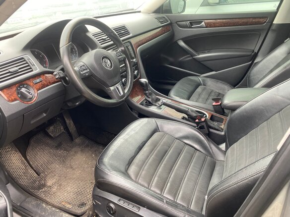 2012 Volkswagen Passat (North America and China) I, серый, 880000 рублей - вид 3