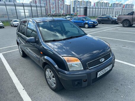 Ford Fusion I Рестайлинг