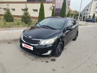 2013 Kia Rio 4-speed III, чёрный, 655000 рублей, вид 1