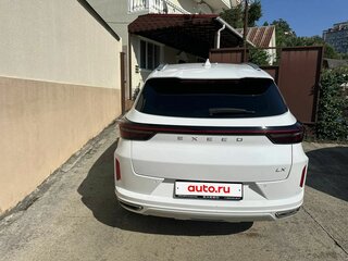 2022 Exeed LX I Рестайлинг, белый, 1990000 рублей, вид 4
