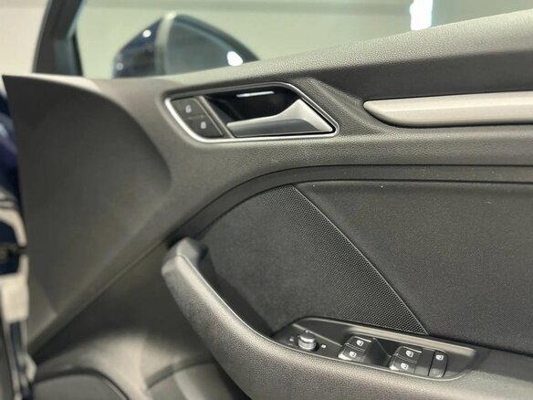 2020 Audi A3 III (8V) Рестайлинг, синий - вид 28