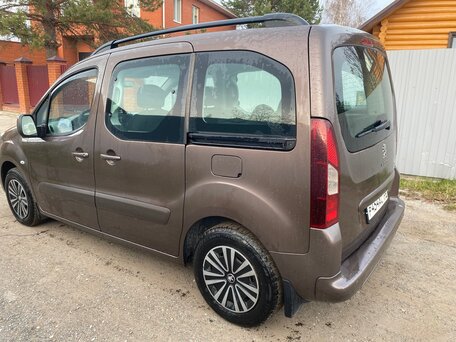 2014 Peugeot Partner II Рестайлинг, коричневый, 1199000 рублей, вид 3