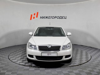 2013 Skoda Octavia II (A5) Рестайлинг, белый, 859000 рублей, вид 2