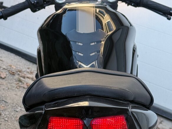 2020 Suzuki SV 650, чёрный, 585000 рублей - вид 2