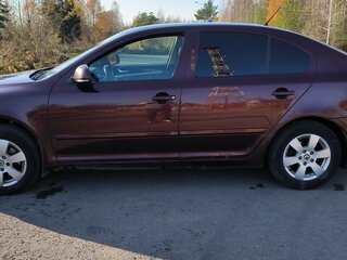 2013 Skoda Octavia II (A5) Рестайлинг, пурпурный, 850000 рублей, вид 4